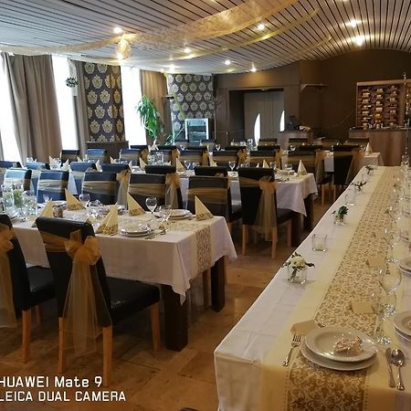 Hotel Dombóvár Екстериор снимка