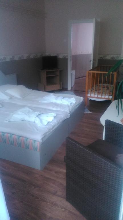 Hotel Dombóvár Стая снимка